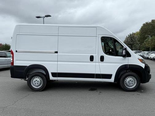 2026 RAM ProMaster 1500 Base