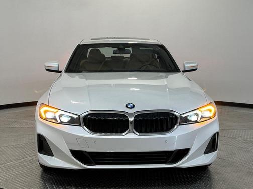 2023 BMW 330 i xDrive
