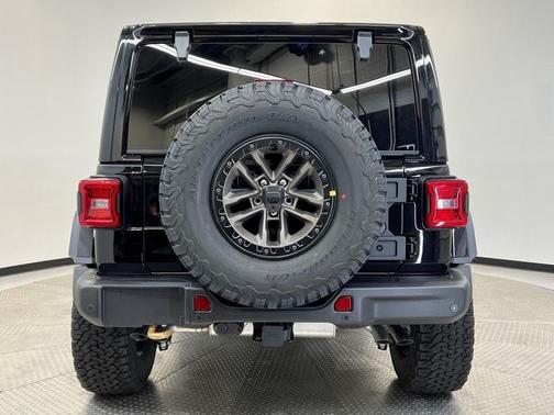 2025 Jeep Wrangler Rubicon 392