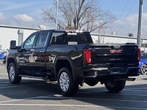 2023 GMC Sierra 2500 Denali