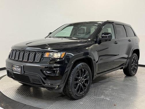 2022 Jeep Grand Cherokee WK Laredo
