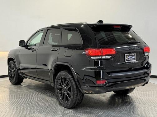 2022 Jeep Grand Cherokee WK Laredo
