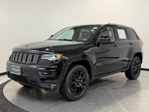 2022 Jeep Grand Cherokee WK Laredo