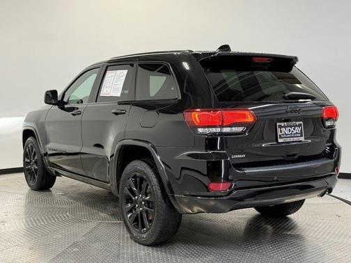 2022 Jeep Grand Cherokee WK Laredo