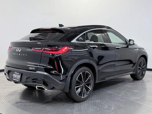 2022 INFINITI QX55 LUXE