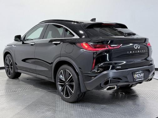 2022 INFINITI QX55 LUXE