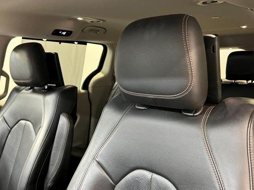 2019 Chrysler Pacifica Touring-L Plus