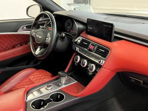 2023 Genesis G70 3.3T