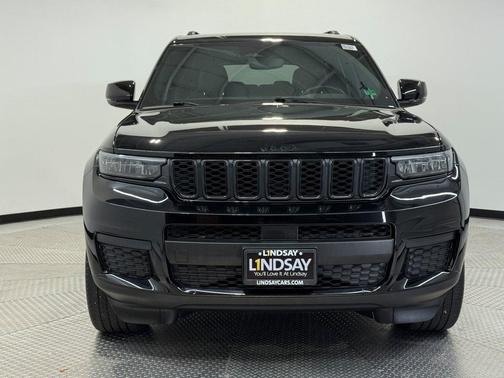 2022 Jeep Grand Cherokee L Laredo
