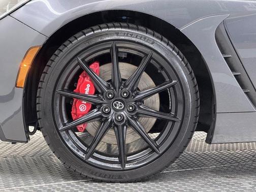 2025 Toyota GR86 Premium