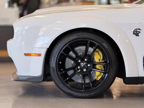 2022 Dodge Challenger SRT Hellcat Redeye Widebody Jailbreak