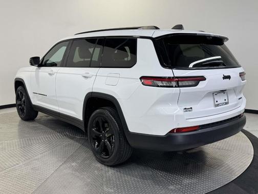 Bright White Clearcoat 2025 Jeep Grand Cherokee L Limited