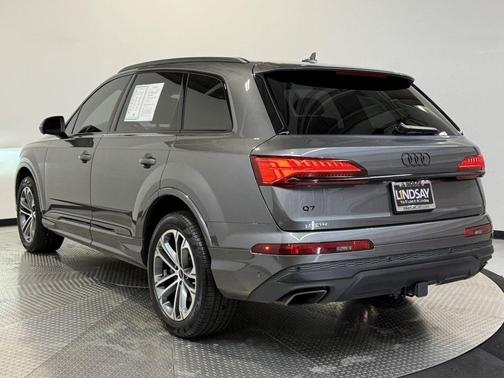 2025 Audi Q7 45 Premium Plus