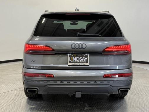 2025 Audi Q7 45 Premium Plus