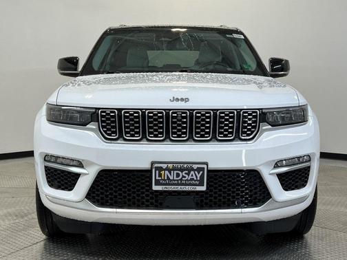 2022 Jeep Grand Cherokee Summit