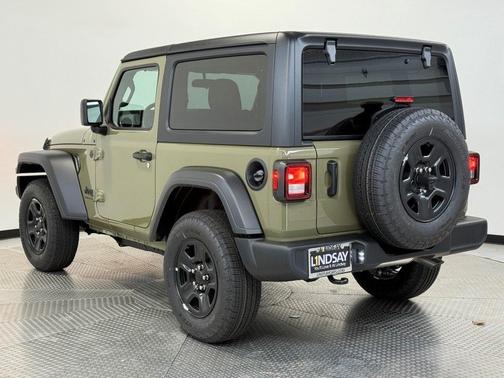 2025 Jeep Wrangler Sport