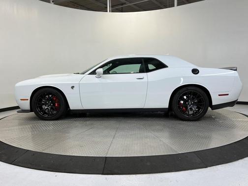 2015 Dodge Challenger SRT Hellcat