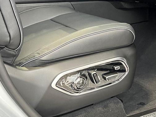2025 Jeep Grand Cherokee L Overland