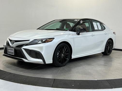2022 Toyota Camry XSE V6