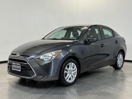2016 Scion iA Base