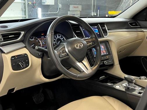 2021 INFINITI QX50 Luxe