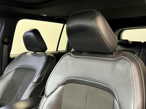 2022 Jeep Grand Cherokee L Laredo
