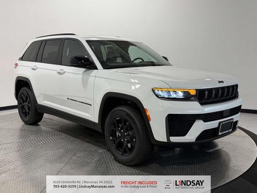 2026 Jeep Grand Cherokee Laredo