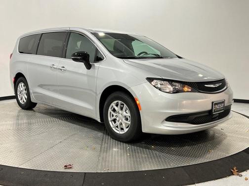 2026 Chrysler Voyager LX