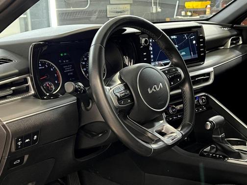 2023 Kia K5 GT-Line