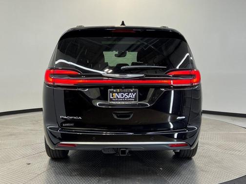 2026 Chrysler Pacifica Pinnacle