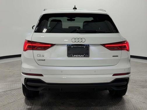 2025 Audi Q3 45 S line Premium