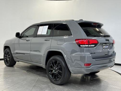 2022 Jeep Grand Cherokee WK Laredo