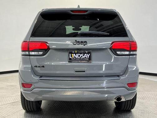2022 Jeep Grand Cherokee WK Laredo