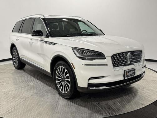 2023 Lincoln Aviator Standard AWD