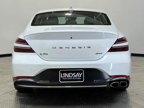 2023 Genesis G70 2.0T