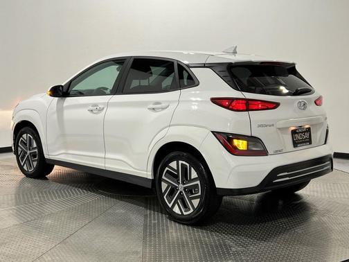2023 Hyundai KONA EV SE