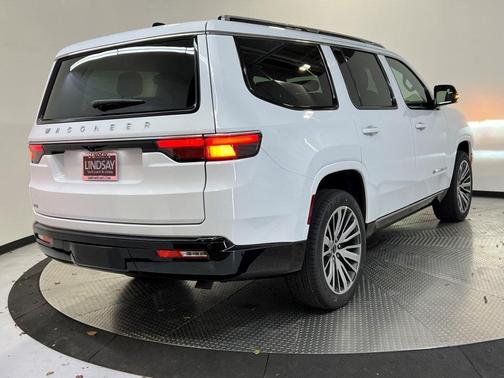 2025 Jeep Wagoneer Series II