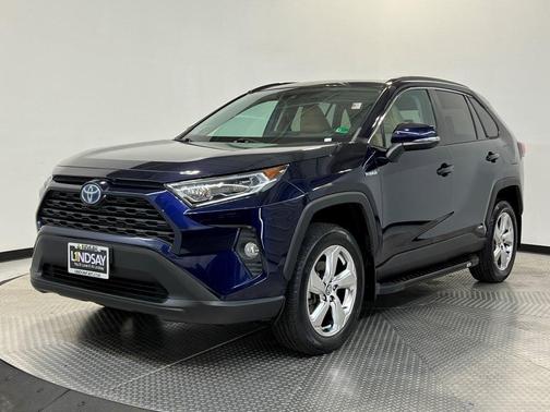 2021 Toyota RAV4 Hybrid XLE Premium