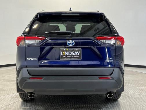 2021 Toyota RAV4 Hybrid XLE Premium
