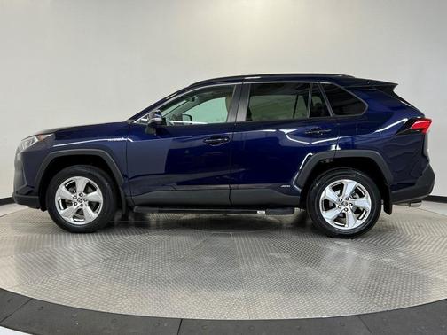 2021 Toyota RAV4 Hybrid XLE Premium