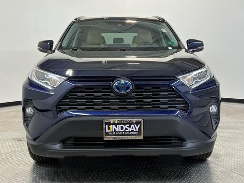 2021 Toyota RAV4 Hybrid XLE Premium