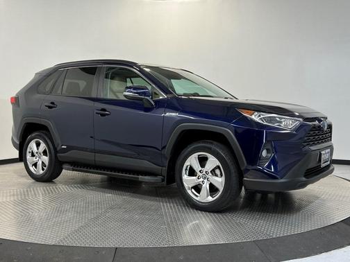 2021 Toyota RAV4 Hybrid XLE Premium