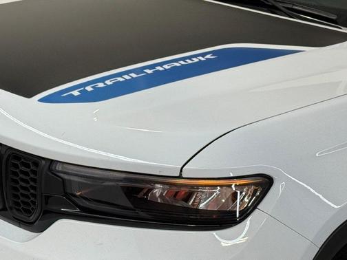 2024 Jeep Grand Cherokee 4xe Trailhawk