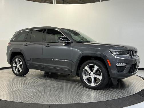 2022 Jeep Grand Cherokee 4xe Base