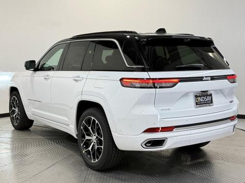 2025 Jeep Grand Cherokee Summit