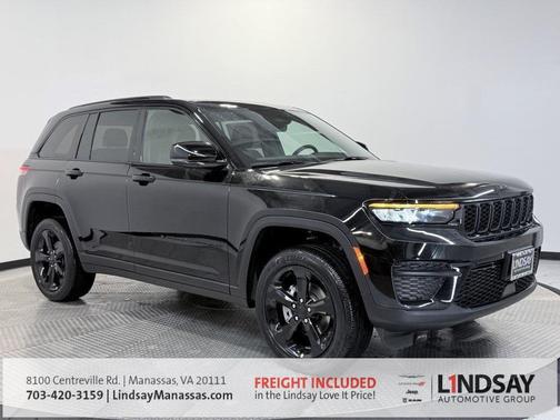 2025 Jeep Grand Cherokee Laredo