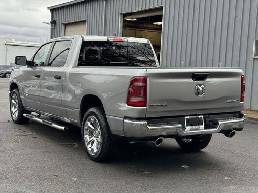 Billet Silver Metallic Clearcoat 2024 RAM 1500 Big Horn/Lone Star