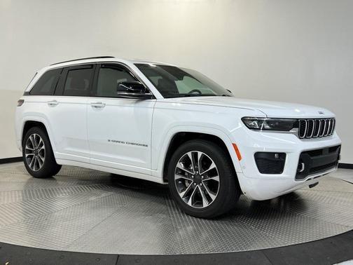 2022 Jeep Grand Cherokee Overland