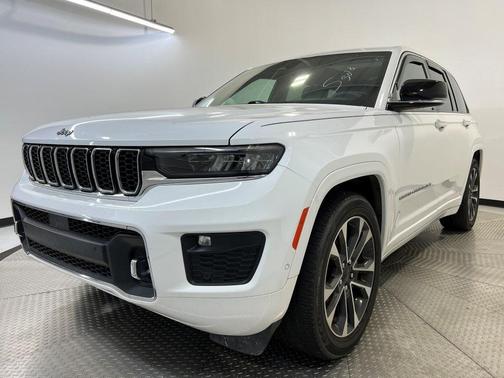 2022 Jeep Grand Cherokee Overland