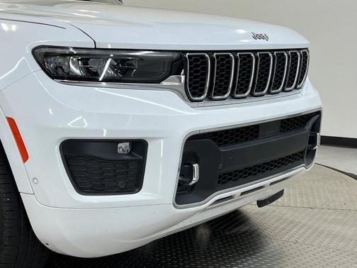 2022 Jeep Grand Cherokee Overland